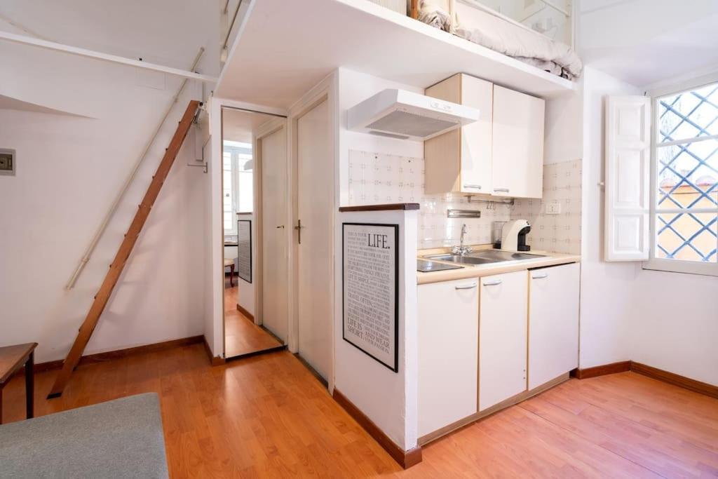 Tiny House Nel Cuore Di Roma Eksteriør billede
